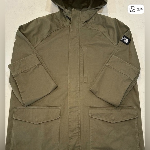North Face Vintage Olive Parka JacketSize MPreownedUnisex